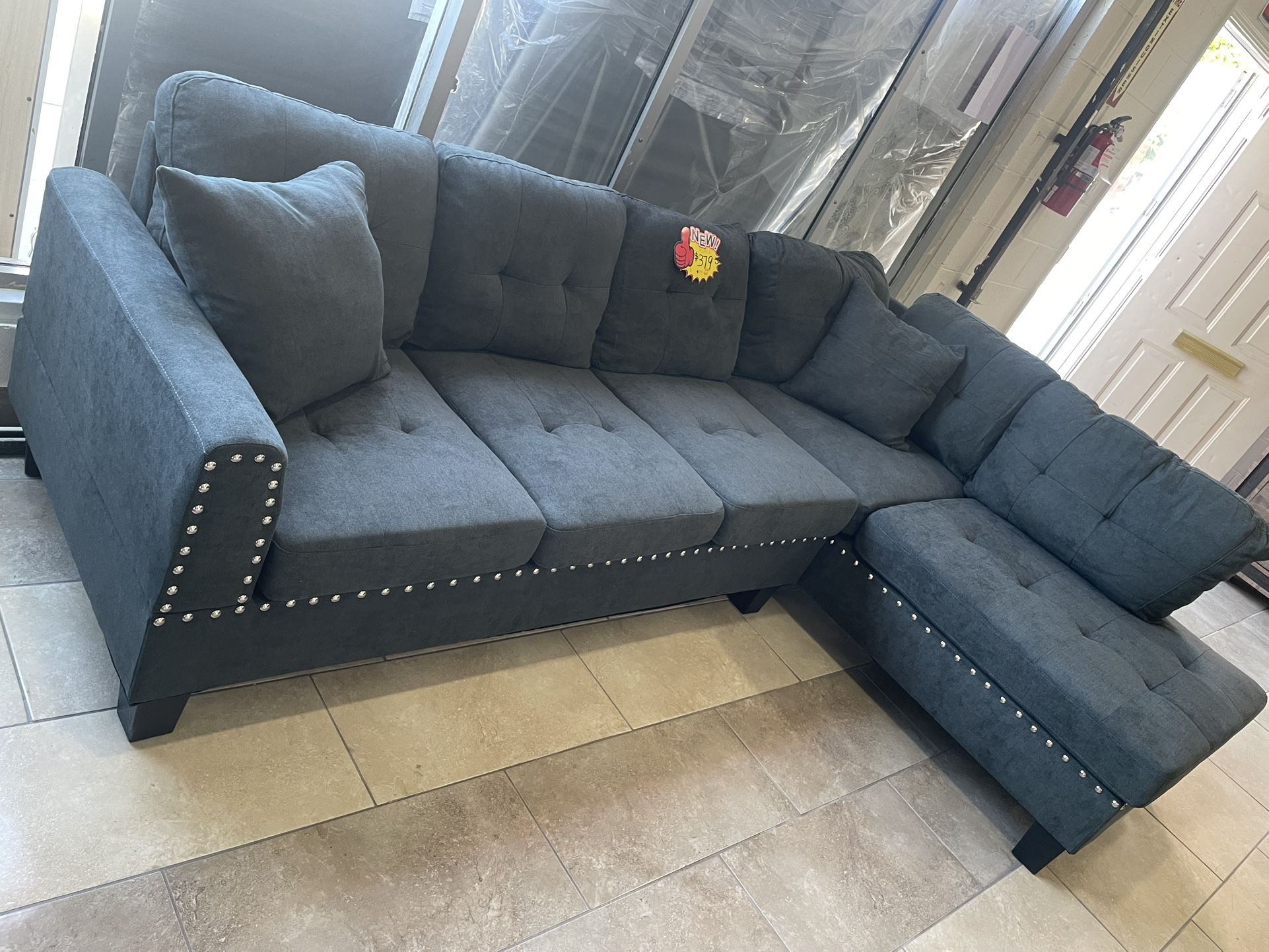 New 2-pc Sectional! 