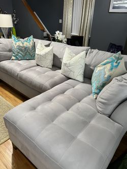 Raymour Flanagan Sectional 