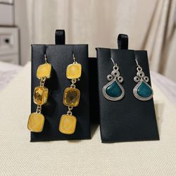 VINTAGE DANGLED EARRINGS 