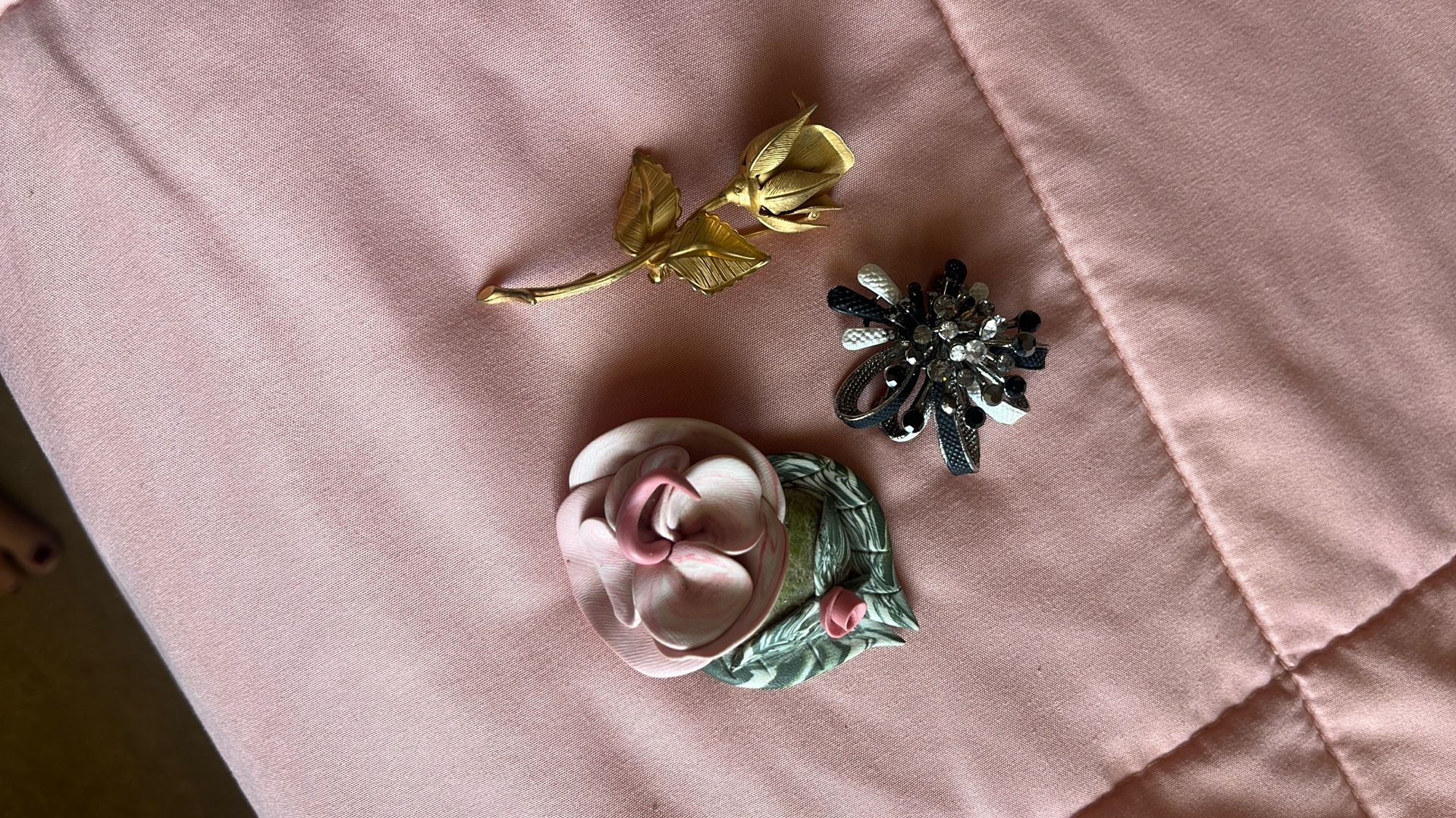 Set Of 3 Antique Pins Rare Like New