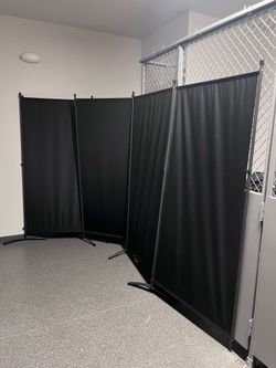 Room Divider / Privacy Screen – Great Condition