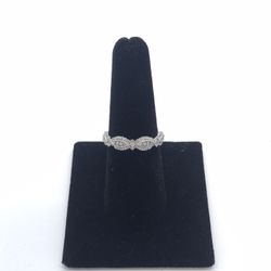New 10k Solid White Gold Diamond Ring 