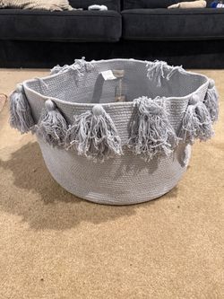 NWT Lorena Canals Basket Tassels Soft Blue 0x1’ 4’x10”