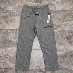 🔥 FEAR OF GOD ESSENTIALS SWEATPANTS – DARK OATMEAL – SIZE XL (NEW)
