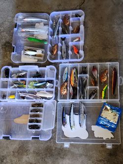 Fishing Lures All Nice Colliction for Striper & Bass Is Like New Take It All Lot For $140