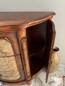 Exquisite Antique Table