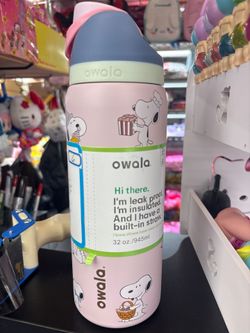 Owala FreeSip Snoopy 32 oz Water Bottle
