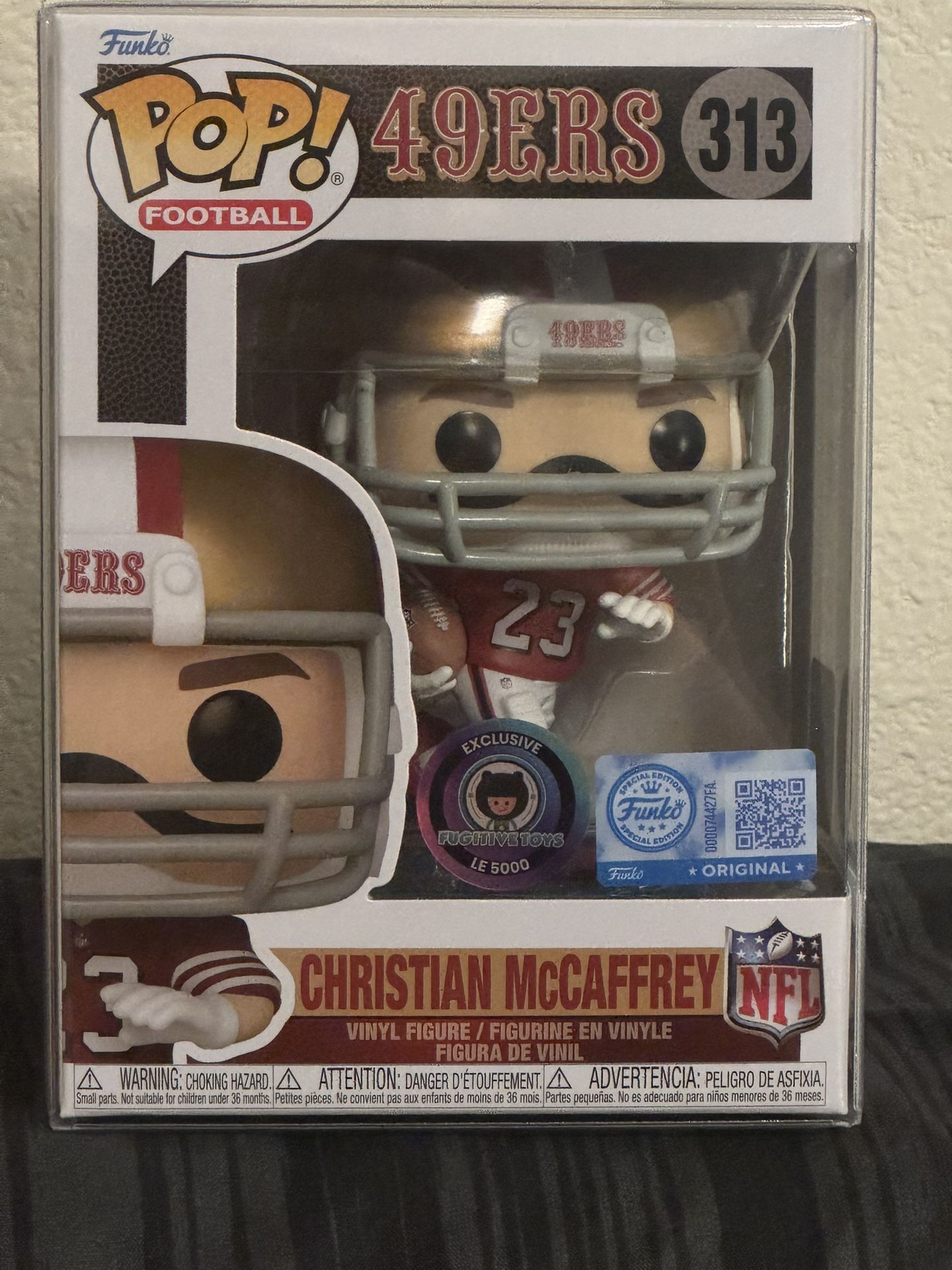 FUNKO POP FOOTBALL FUGITIVE TOYS EXCLUSIVE SF 49ers  CHRISTIAN  Mc caffrey 5000