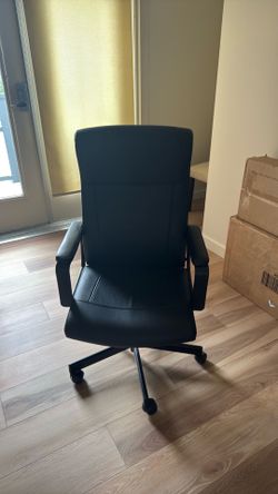 Desk chair