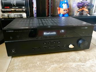 Yamaha Bluetooth USB 4k-HDMI (100w x 5) Receiver + Remote