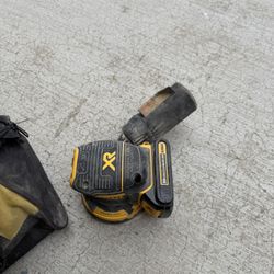 dewalt orbital sander 