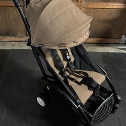 Like New BABYZEN YOYO Stroller 