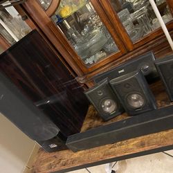 Surround Speakers (  Not Bluetooth No Cables)