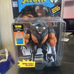 MCFARLANE SPAWN TREMOR FIGURE