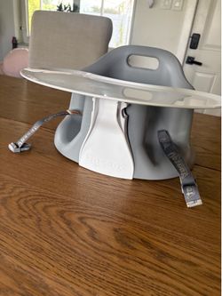 Upseat baby floor seat