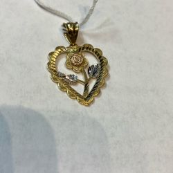 10k Gold Pendant #108181-1