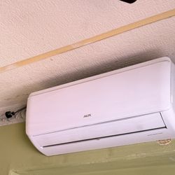 Mini Split A/c & Heater Good Condition 
