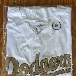Freddie Freeman gold edition, jersey size medium