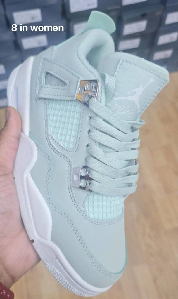 Jordan 4 Retro Teal – Women’s Size 8 – Brand New