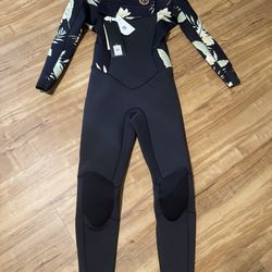Billabong full wetsuit