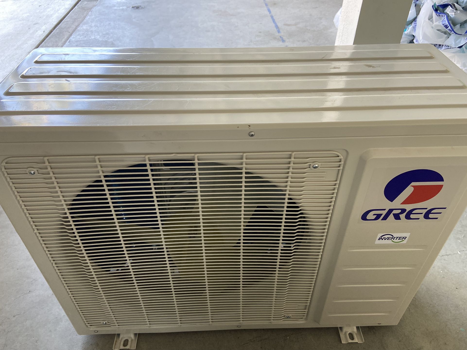 Gree HVAC Gree 24000 BTU Wall Mount Ductless Mini Split Air Conditioner