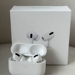 AirPods Pro Charging Case