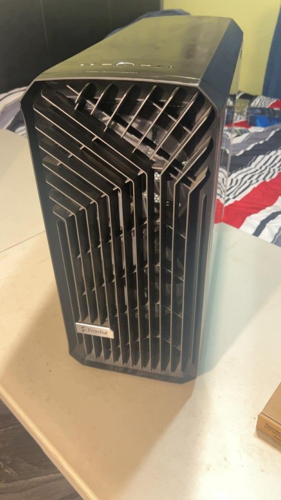 Fractal Design Torrent RGB ATX Mid Tower Case