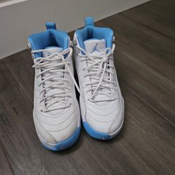 Air Jordan 12 Retro University Blue Size 5 Kids
