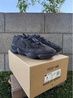 Yeezy 500 size 7 Utility Black Deadstock