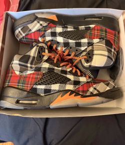 Jordan 5 Retro Plaid sneakers