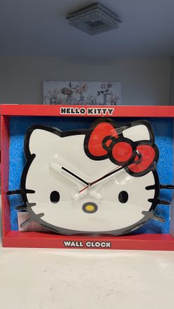 Hello Kitty Clock 