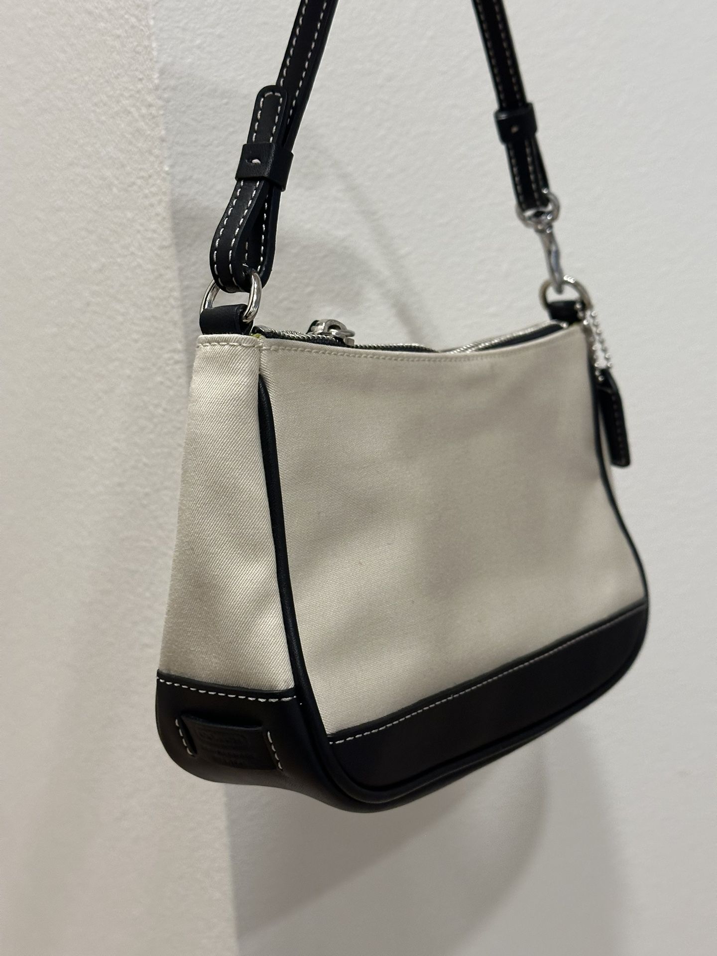 COACH 7769 Black Leather/Cream Canvas Handbag