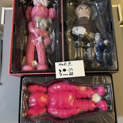 Kaws Collectibles 