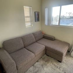 Couch - Reversible Chaise