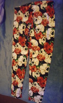 Brand New No Boundaries Juniors Large Halloween Leggings 