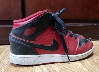 Jordan 1 Mid 