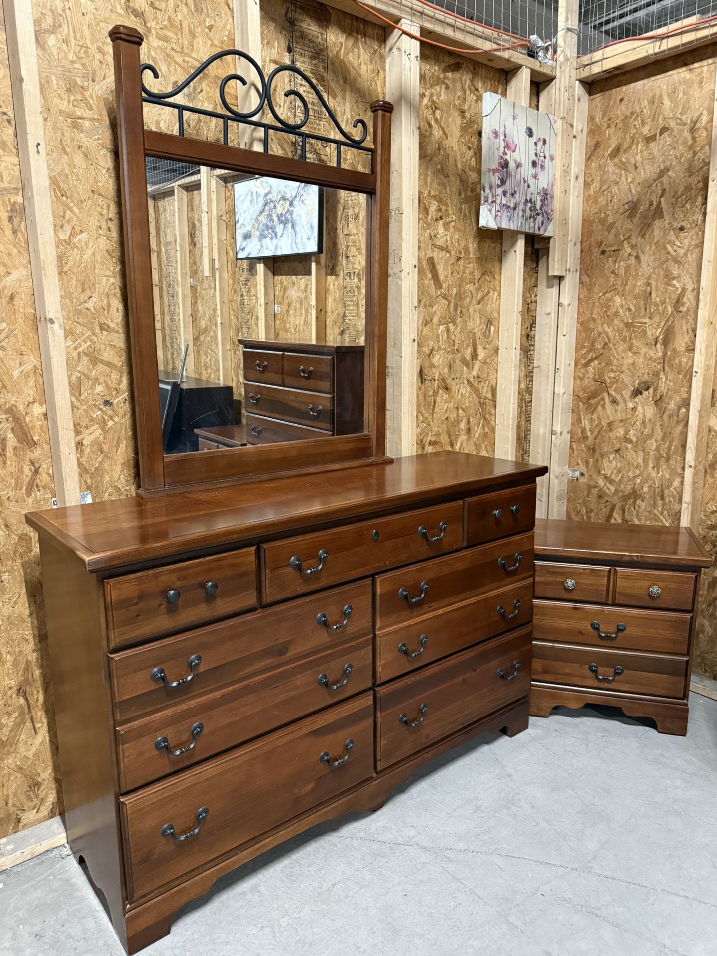Vaughan Bassett Long Dresser W/Mirror & Night Stand - Delivery Available!