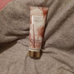 Victoria Secret Body Lotion 