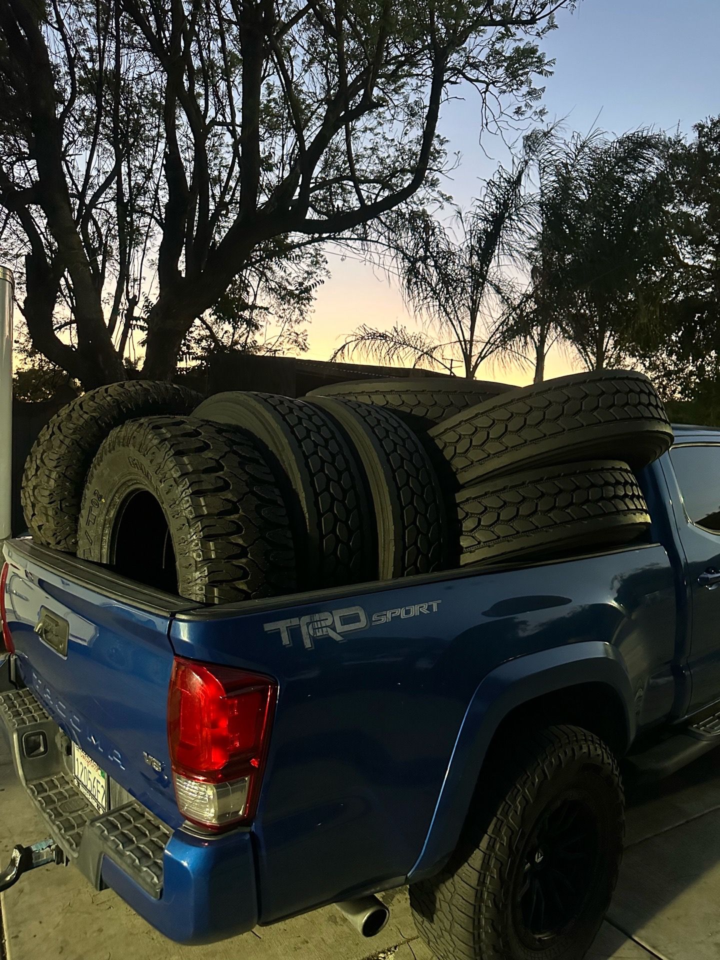 Truck tires (recaps)