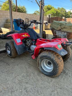Yamaha Moto 4 ATV Four Wheeler