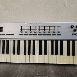 M Audio Oxygen 49 Midi Keyboard 