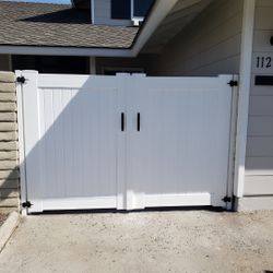 Vinyl Gates