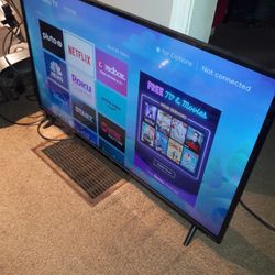 ** TCL 55" SMART TV** WORKS GREAT** $250