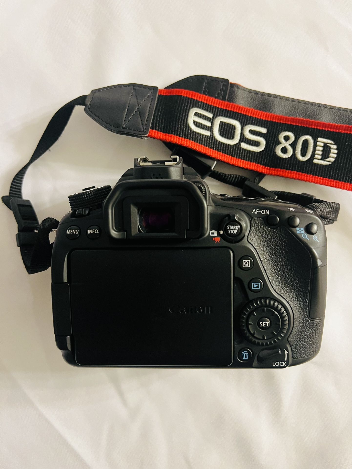 Canon EOS 80D DSLR Camera (Body Only) in Black