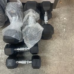 😀 10LB(2 for $20), 20LB (2 for $30) or 30LB(2 for $40) Rubber Encased Exercise & Fitness Hex Dumbbell, pairs .Hand Weight For Strength Training