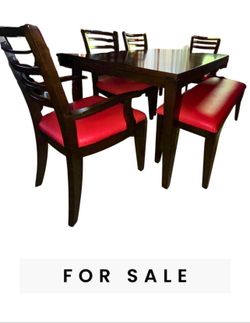 Dinning table