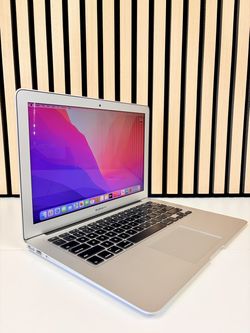 MacBook Air 13” Laptop Apple🍎Intel Core i7/8GB RAM/256GB⚡️Microsoft Office Word Excel,Logic,Final Cut💻 1 Year Warranty✅ $0 Down Finance Available