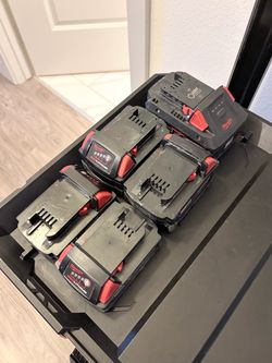 M18 REDLITHIUM Batteries: 8.0 Ah FORGE, 5.0 Ah, 2.0 Ah Milwaukee (Sold Separately or Bundle)