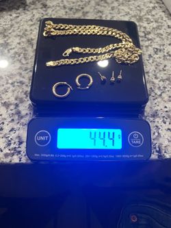 10k gold jewelry 44 grams total