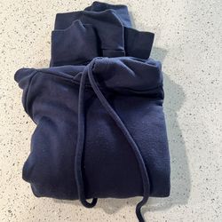 Woman’s Stretchy Sweater